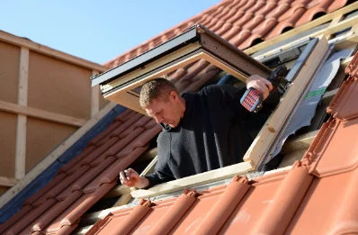 Pose de fenêtres de toit Velux au Coudray